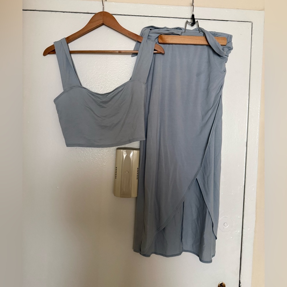 Reformation Rika Two Piece Set in Mineral - Picture 4 of 4